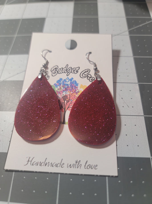 Red mica onyx glitter teardrop earring