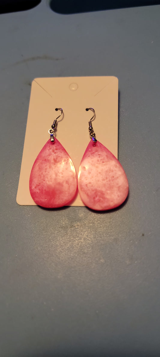 Pink mica resin teardrop earring